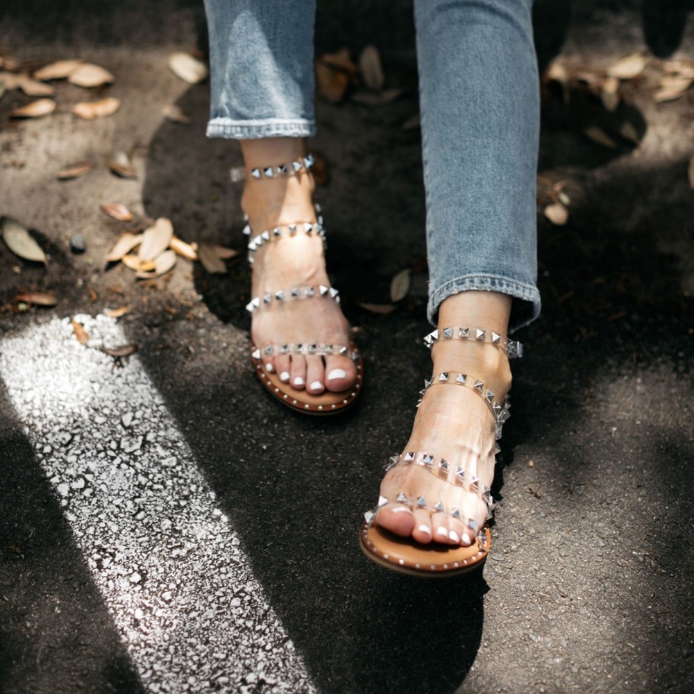 Steve Madden Studded Strap Sandals size 7.5